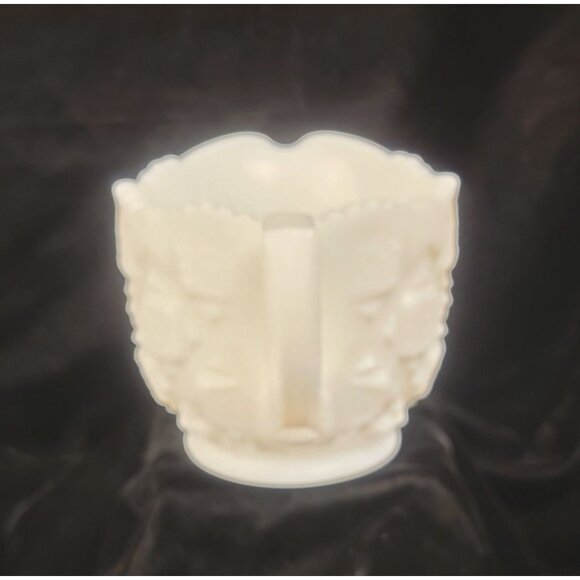 Vintage Westmoreland Milk Glass Creamer - Picture 4 of 14